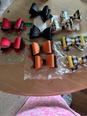 Shoe Bow clips Set - Orange, Black, Yellow, Red, White Floral Styles